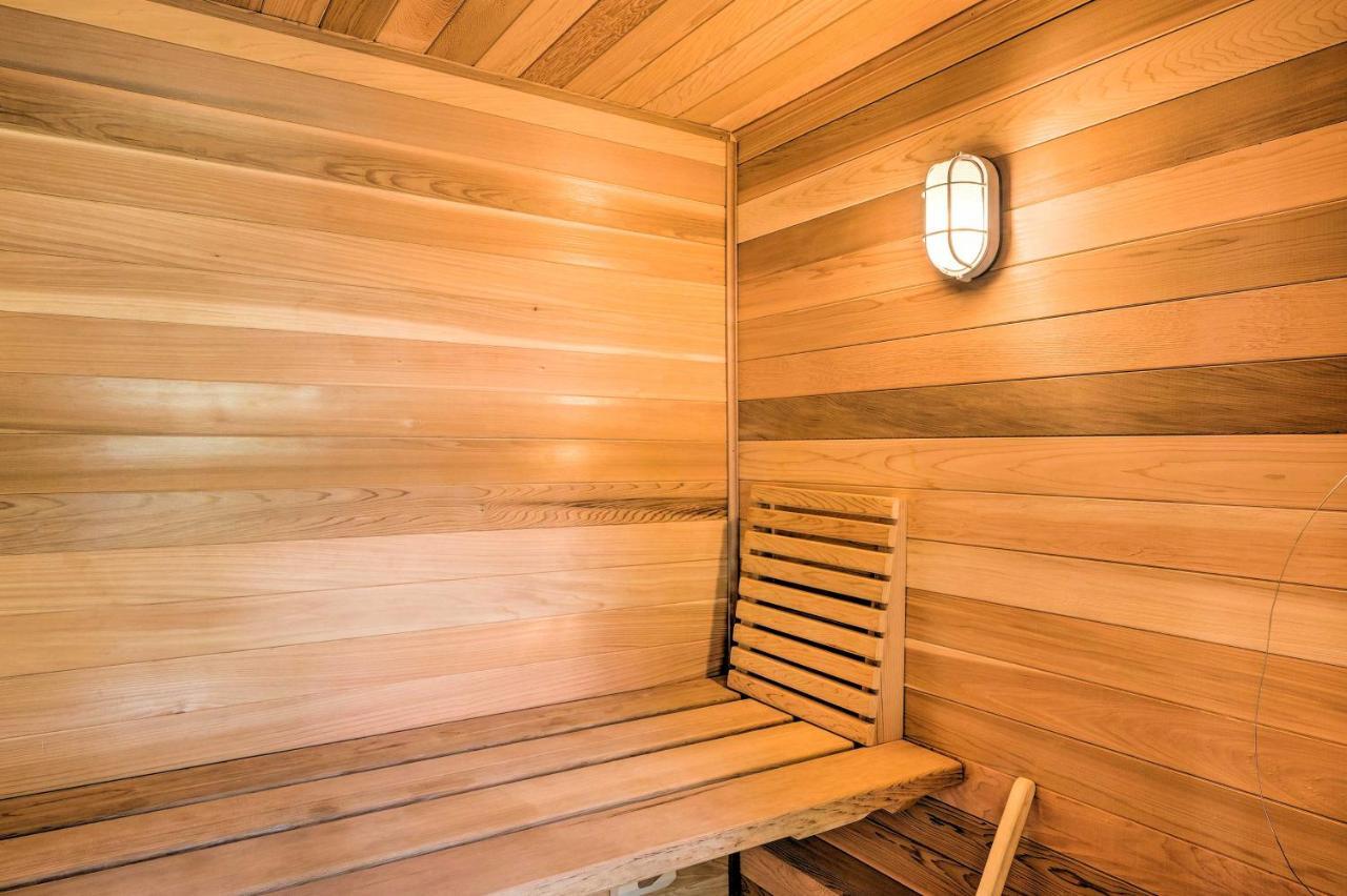 Rustic Cabin Retreat On Rangeley Lake! Exteriör bild