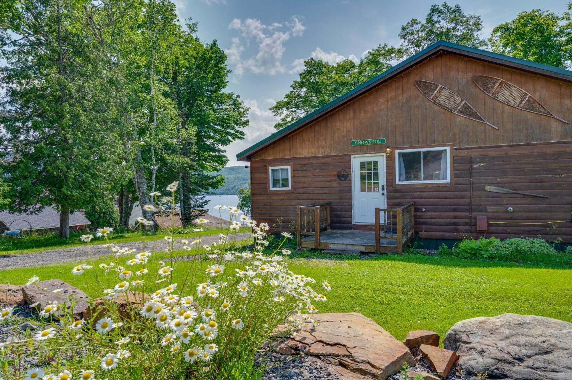 Rustic Cabin Retreat On Rangeley Lake! Exteriör bild